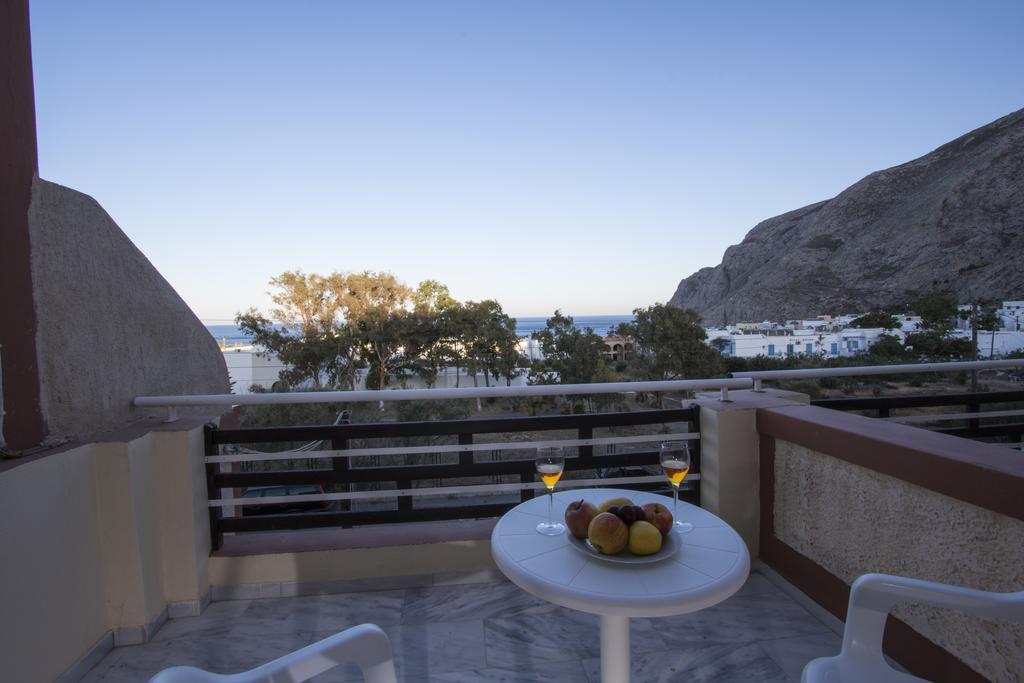 Hotel Adonis (Adults Only) Камари Экстерьер фото